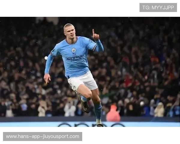 曼城通过控球与高位压迫掌控比赛节奏稳定输出，曼城技术